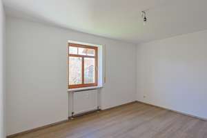Charmante, lichtdurchflutete 2-Zimmer-Wohnung in Bestlage im Ingolstädter Westen – Haslangstr. 25, 85049 Friedrichshofen-Hollerstauden, Ingolstadt – Vorschaubild 8