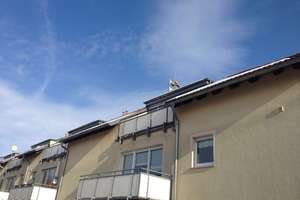 Lichtdurchflutete 2-Zimmer-Dachgeschosswohnung mit Dachterrasse in ruhiger Lage zur Eigennutzung