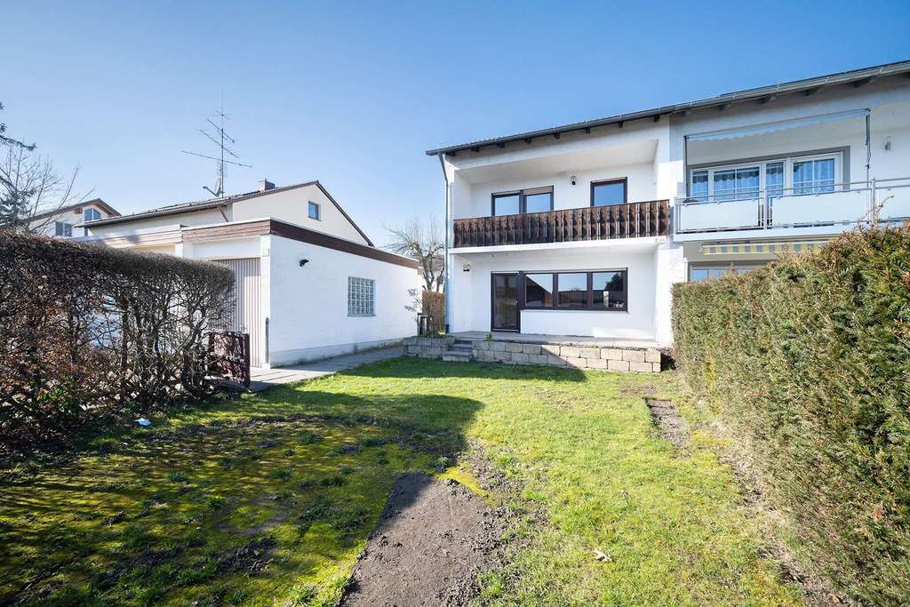 Immobilie in Wartenberg - Doppelhaushälfte mit großem Garten und viel Potenzial in ruhiger Lage von Wartenberg - Bild 0