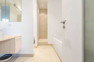 Wunderschöne Altbau-Wohnung im Herzen von Alt-Oberkassel – Die vollständige Adresse der Immobilie erhältst du vom Anbieter., 40545 Oberkassel, Düsseldorf – Vorschaubild 13