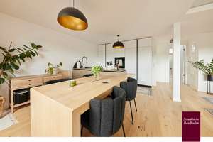 Schönberg: Exklusive 5-Zi.-Maisonette mit Dachterrasse, EBK mit Kochinsel & Parkett +++ – Parasolstraße 29, 70599 Schönberg, Stuttgart – Vorschaubild 14