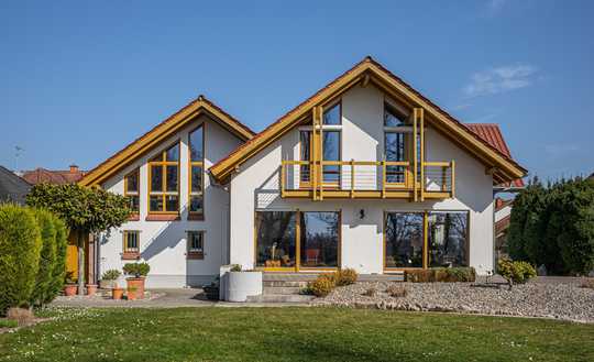 Außergewöhnlich: Haus, Grundstück & Lage