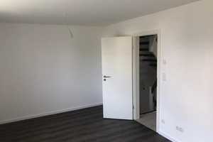 Neuwertiges Reihenhaus in Timmendorfer Strand – Danziger Allee 3e, 23669 Ostholstein (Kreis) – Vorschaubild 1