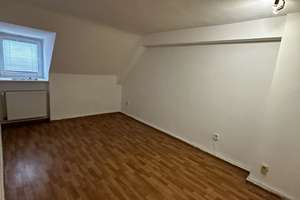 Gemütliche 3-Zimmer-Dachgeschosswohnung – Bergerhauser Straße 6, 45136 Huttrop, Essen – Vorschaubild 3