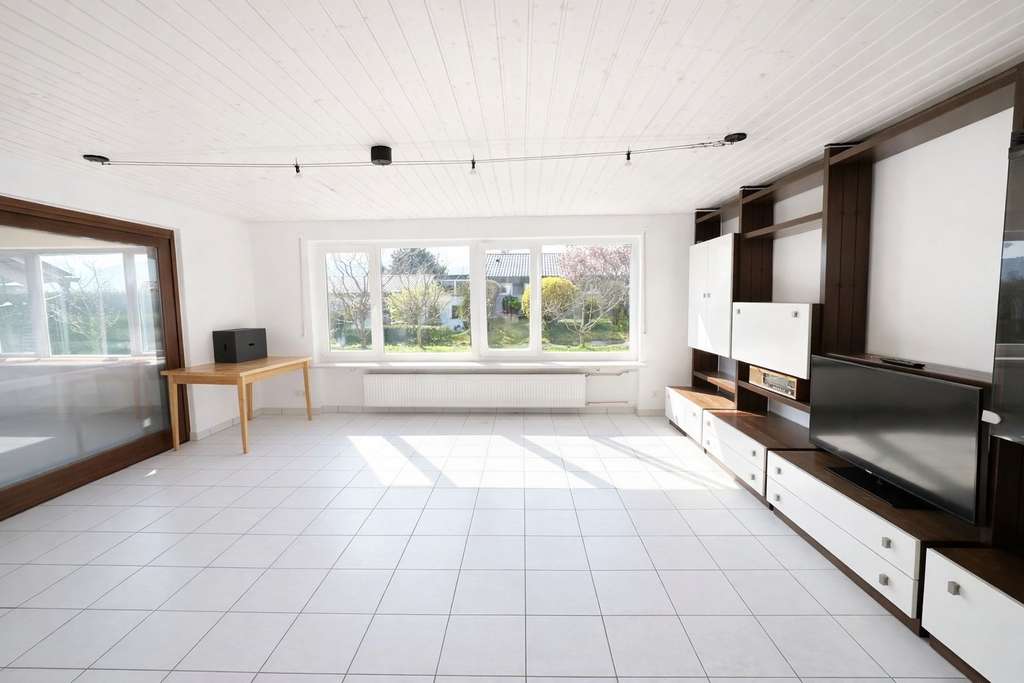 Immobilie in Weilheim an der Teck - Wohnhaus mit Einliegerwohnungslösung - Bild 3