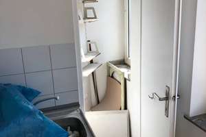 2 Zimmer, gr. Küche u. Wannenbad mit Fenster in Düsseldorf-Pempelfort – Moltkestrasse 86, 40479 Pempelfort, Düsseldorf – Vorschaubild 9