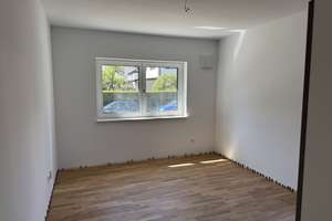 Erstbezug | hochwertige 2-Zimmer Terrassenwohnung  | Einbauküche | Stellplatz | KFW55 | ER-Zentrum – Anton-Bruckner-Straße 8, 91052 Röthelheim, Erlangen – Vorschaubild 9