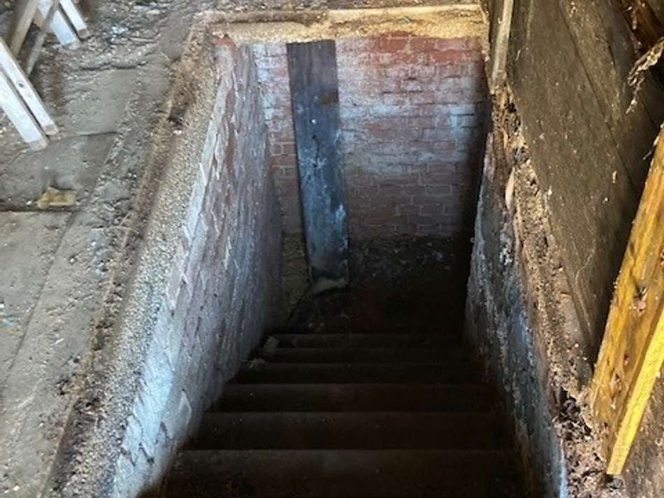 Bonlanden Kellerabgang über An