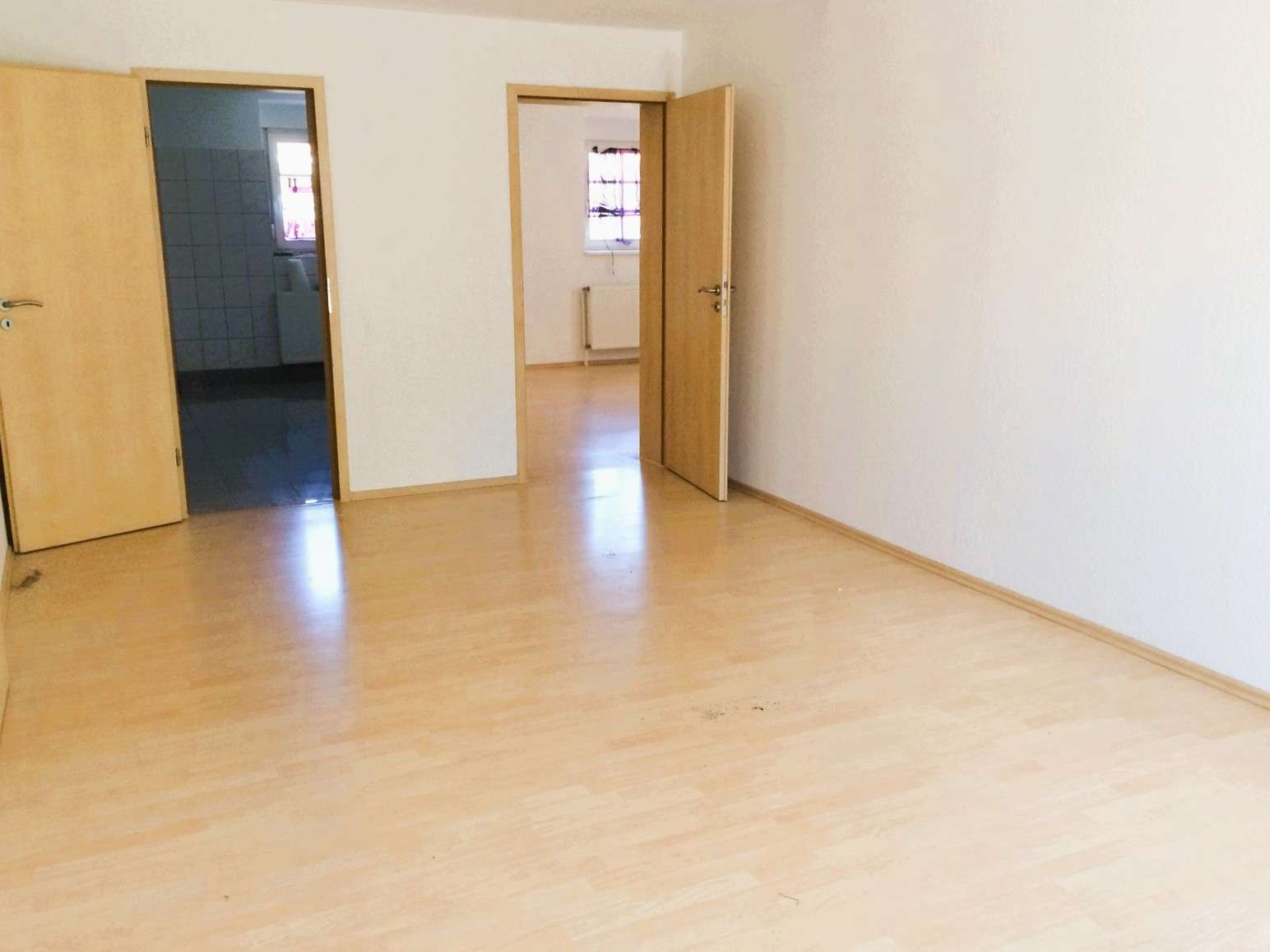 Immobilie in Bad Liebenzell - *Anleger aufgepasst: 2-Zi-Whg., vermietet, 4,8 % Rendite, Terrasse, PKW-Stellplatz in Möttlingen* - Bild 3