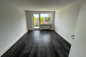Helle, neuwertige Etagenwohnung mit Balkon – Die vollständige Adresse der Immobilie erhältst du vom Anbieter., 41236 Grenzland-Stadion, Mönchengladbach – Vorschaubild 11