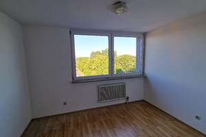 Lichtdurchflutete 3-Zimmer-Wohnung im 4. OG mit Balkon & Tiefgaragenstellplatz – Laubenweg, Fürth – Laubenweg 3, 90765 Ronhof, Kronach, Fürth – Vorschaubild 10