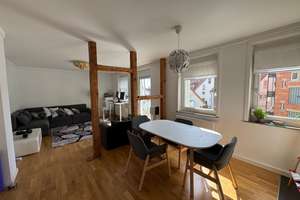 großzügige kernsanierte Altbauwohnung - zentral in Vaihingen in ruhiger Lage
