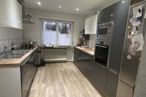 Geräumiges 4-Zimmer Haus in Kelkheim (Taunus) – Hunsrückstraße 32, 65779 Kelkheim (Taunus) – Vorschaubild 5