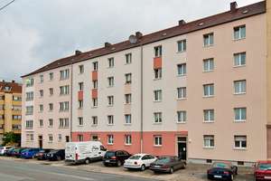 Renovierte 2-Zi.-Wohnung ab sofort frei! Perfekt für junges Paar