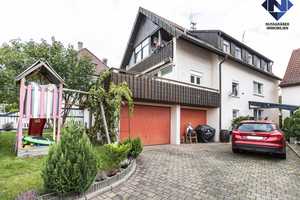 Modernisiertes 2-Familienhaus mit Einliegerwohnung bietet viele Möglichkeiten – Esslingen (Kreis) – Vorschaubild 1