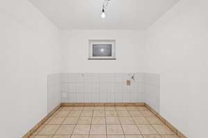 Exklusives Zweifamilienhaus in bevorzugter Lage von Neustadt an der Aisch – Die vollständige Adresse der Immobilie erhältst du vom Anbieter., 91413 Neustadt an der Aisch – Vorschaubild 12