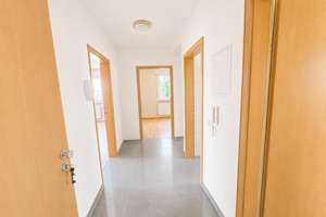 Salach/ab sofort: 3-ZKB-Whg. im 1. OG in 3FH, ruhig, zentral, gepflegt, Garten, Garage – Die vollständige Adresse der Immobilie erhältst du vom Anbieter., 73084 Salach – Vorschaubild 5