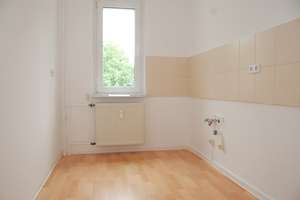 3-Raum-Wohnung mit Badewanne – Neefestr. 61, 9119 Kapellenberg, Chemnitz – Vorschaubild 2