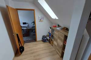 Gepflegte DG-Wohnung mit Ausblick,EBK-Übernahme,Toplage Feuerbach-Zentrum,ÖPNV perfekt,TLB m. Dusche – Rendlenstraße 12, 70469 Feuerbacher Tal, Stuttgart – Vorschaubild 5