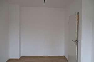 Provisionsfrei* Geräumige 4-Zi.-Wohnung m. Stellpl., Altendorfer Straße, 1.OG – Altendorfer Straße 298, 45143 Altendorf, Essen – Vorschaubild 13