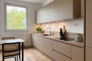 Vollmöbliertes, kernsaniertes WG-Zimmer (Erstbezug) - zentrale Lage und Uni-Nähe – Die vollständige Adresse der Immobilie erhältst du vom Anbieter., 40591 Wersten, Düsseldorf – Vorschaubild 2