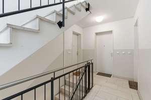 Attraktive 2-Raum-Wohnung mit Balkon in beliebter Gegend – Die vollständige Adresse der Immobilie erhältst du vom Anbieter., 1309 Blasewitz (Stadtteil), Dresden – Vorschaubild 3
