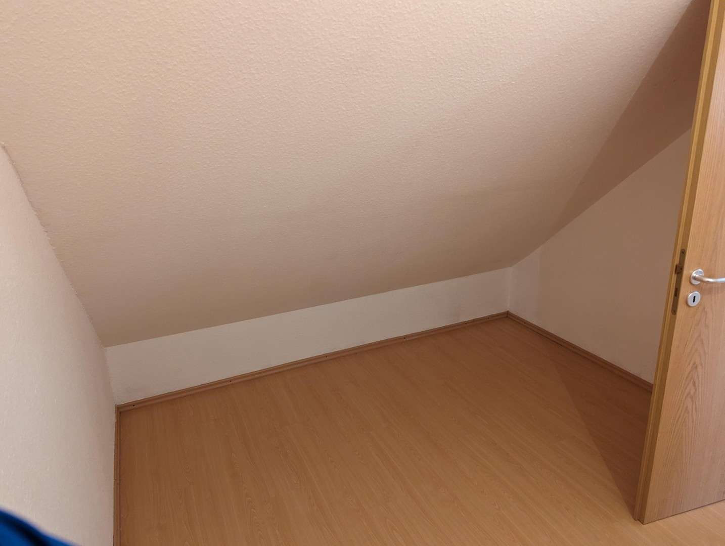 Immobilie in Enkenbach-Alsenborn - Viel Platz für die Familie: Große Maisonette mit neuer Heizung & E-Ladesäule - Bild 4