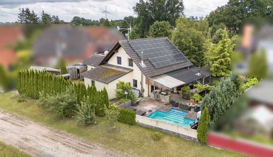 Bild von Freiraum, Weitblick & das gute Gefühl, angekommen zu sein – Einfamilienhaus am Feldrand 🌾