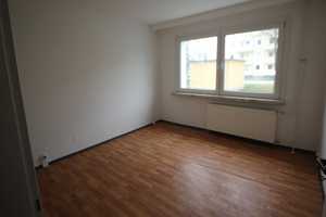 Schwerin-Lankow: Attraktive 2 Zimmer-Wohnung mit Balkon zu kaufen! – Schwerin – Vorschaubild 2