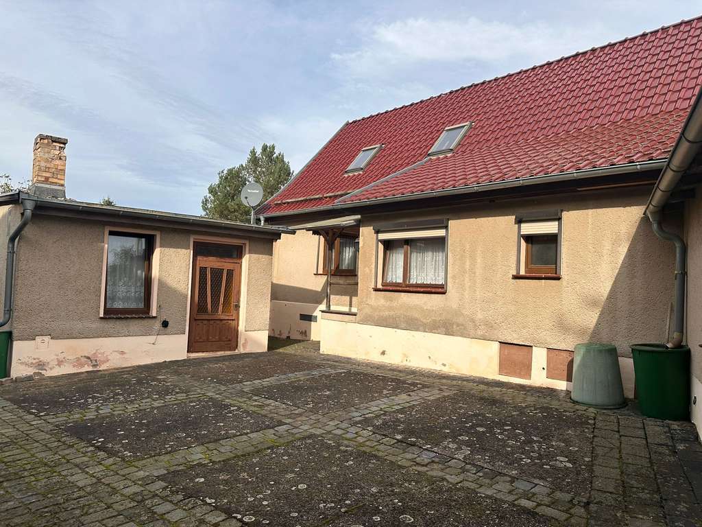 Immobilie in Lutherstadt Eisleben - Drei-Seiten-Hof in Volkstedt auf tollem Grundstück - Bild 2