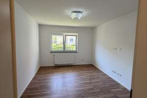 2-Zimmer Wohnung in Stuttgart-Zuffenhausen – Roßfelder Straße 3, 70435 Zuffenhausen-Mönchsberg, Stuttgart – Vorschaubild 6