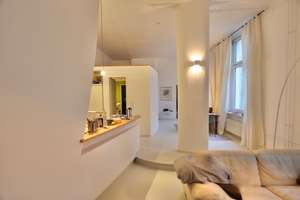 BESTLAGE NÄHE KU´DAMM & LUDWIGKIRCHPLATZ - MODERN MIT ALTBAUCHARME - HELL & RUHIG – Uhlandstr. 144 tt, 10719 Wilmersdorf, Berlin – Vorschaubild 4