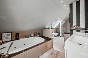 Property thumbnail 12