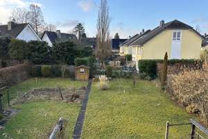 Bezugsfrei!
Wohlfühl-EFH für Familien mit Sonnengarten in Ruhig-Lage und sehr günstigem Erbpachtzin – Die vollständige Adresse der Immobilie erhältst du vom Anbieter., 53127 Ippendorf, Bonn – Vorschaubild 9
