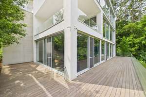 Spektakuläre Luxus-Villa mit parkartigem Garten, Outdoor-Pool und Blick ins Grüne – Die vollständige Adresse der Immobilie erhältst du vom Anbieter., 97082 Steinbachtal, Würzburg – Vorschaubild 24