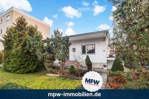 Charmantes WEG-Haus: ca. 1.700 m² Garten und viel Potenzial zum Gestalten