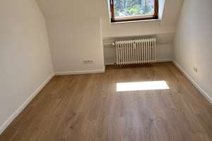 SCHiCKE MODERNE 2-ZI-DACHGESCHOSS-WHG,ca.56m²,GARTENBENUTZUNG,ALLACH-UNTERMENZING-Gruithuisenstraße – 80997 Allach, München – Vorschaubild 6
