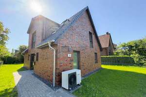 Stilvolles Einfamilienhaus mit Garten, Energieeffizienz und Vermietung in Toplage – Die vollständige Adresse der Immobilie erhältst du vom Anbieter., 22359 Volksdorf, Hamburg – Vorschaubild 13