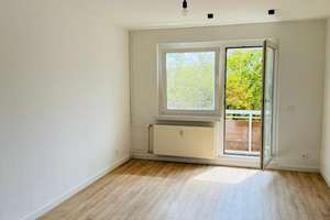 Frisch renovierte 2-Raum-Wohnung mit Balkon & Einbauküche – Johannes-Göderitz-Str. 86, 39130 Neu Olvenstedt, Magdeburg – Vorschaubild 6