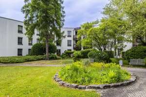 Blick ins Grüne!
Helle und gut geschnittene 3-Zimmer-Eigentumswohnung mit Duplexstellplatz – Die vollständige Adresse der Immobilie erhältst du vom Anbieter., 81243 Aubing-Süd, München – Vorschaubild 10