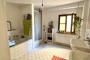 Großzügige Altbauwohnung in bester Innenstadtlage – Die vollständige Adresse der Immobilie erhältst du vom Anbieter., 93047 Innenstadt, Regensburg – Vorschaubild 11