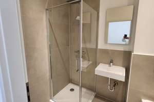 Stilvolle 2-Zimmer-Wohnung in Berlin Oberschöneweide – Die vollständige Adresse der Immobilie erhältst du vom Anbieter., 12459 Oberschöneweide, Berlin – Vorschaubild 4