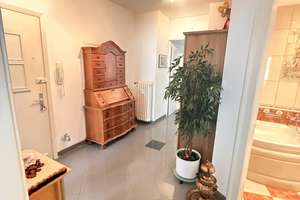 Viel Platz für den Alltag in dieser 4-Zimmer-Wohnung in Duisburg – Nahestraße 26, 47051 Altstadt, Duisburg – Vorschaubild 2