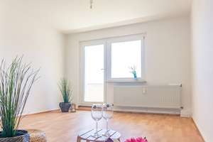 Schritt für Schritt zum Wohnglück – Faleska-Meinig-Str. 70, 9122 Markersdorf, Chemnitz – Vorschaubild 1