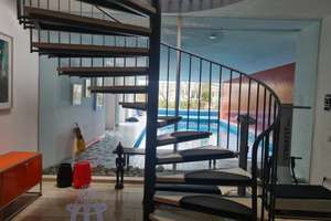 Zeitlos elegantes Wohnhaus mit Pool in idyllischer Stadtrandlage – Die vollständige Adresse der Immobilie erhältst du vom Anbieter., 66130 St. Johann, Saarbrücken – Vorschaubild 2
