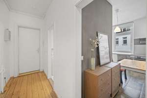 *Ruhig gelegen & lichtdurchflutet* 2-Zimmer-Altbauwohnung mit Flair im Boxhagener Kiez! – Boxhagener Str. 51, 10245 Friedrichshain, Berlin – Vorschaubild 7
