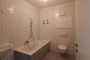 Erstbezug nach Modernisierung 3-Zimmer-Wohnung mit Terrasse in Oberrad – 60599 Oberrad, Frankfurt am Main – Vorschaubild 11