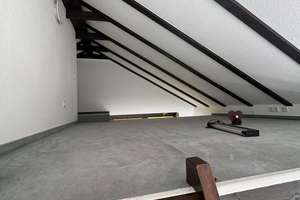 Charmantes Einfamilienhaus mit Garten, Terrasse & Balkon in Frankfurt, Nieder-Erlenbach – Am Buchbaum 12A, 60437 Nieder-Erlenbach, Frankfurt am Main – Vorschaubild 25