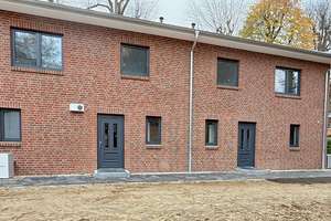 Erstbezug! Neubau-Reihenmittelhaus mit 5 Zimmern in Reinbek - Wentzel Dr. – Rade 1, 21465 Reinbek – Vorschaubild 1