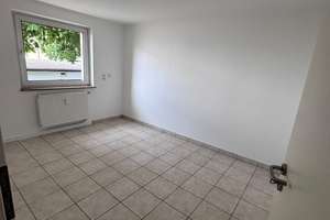 Perfekt für Singles * ruhige Lage * 1-Zi. * 35 m² – Feselenstr. 26, 85053 Südost, Ingolstadt – Vorschaubild 3